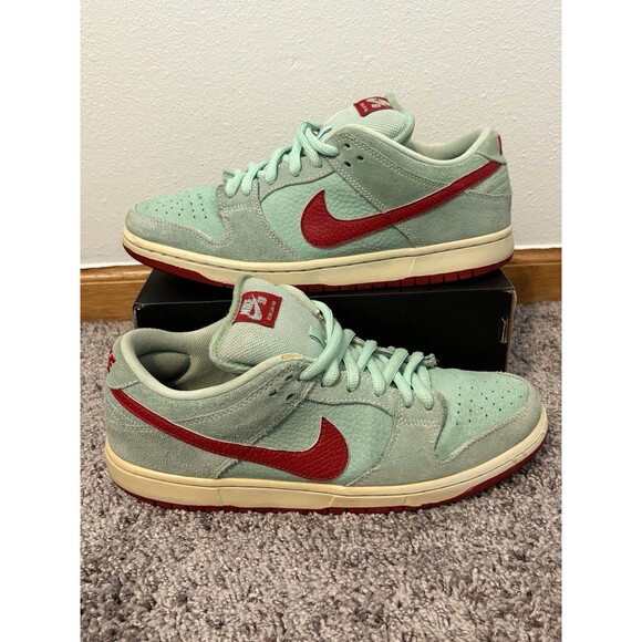 (2012) Size 9M - Nike SB Dunk Low Pro “Mint Gym Red” - Picture 1 of 5